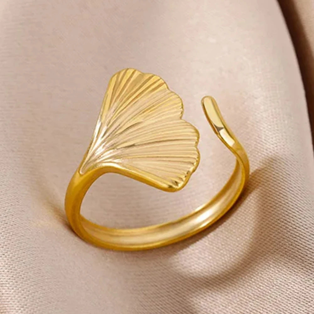 Elowen Ginkgo Leaf Open Ring