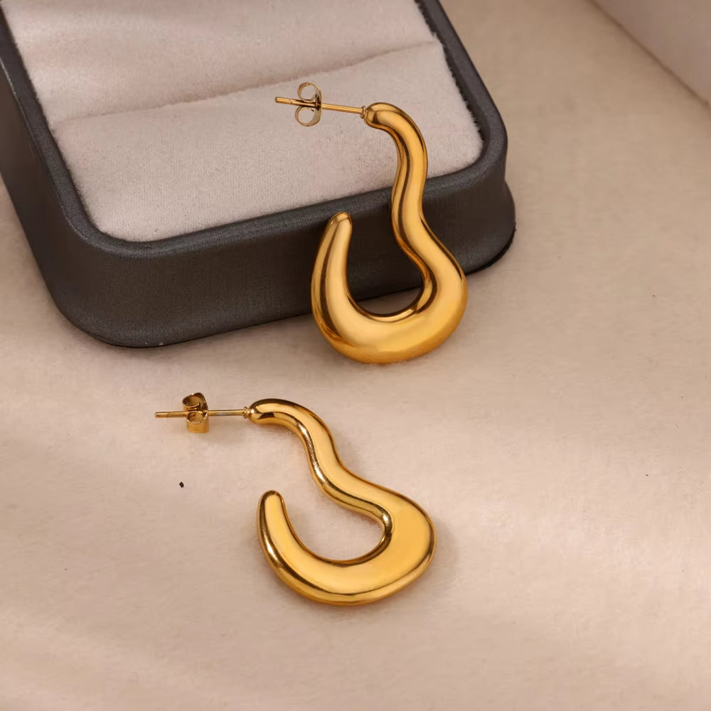Seraphine Wave Sculpt Drop Earrings