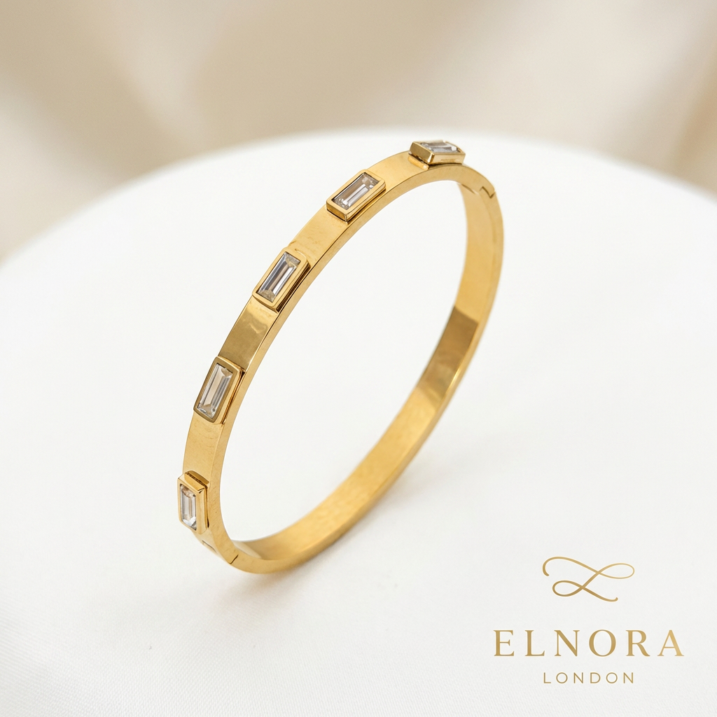 Luxe Bar Zircon Bangle