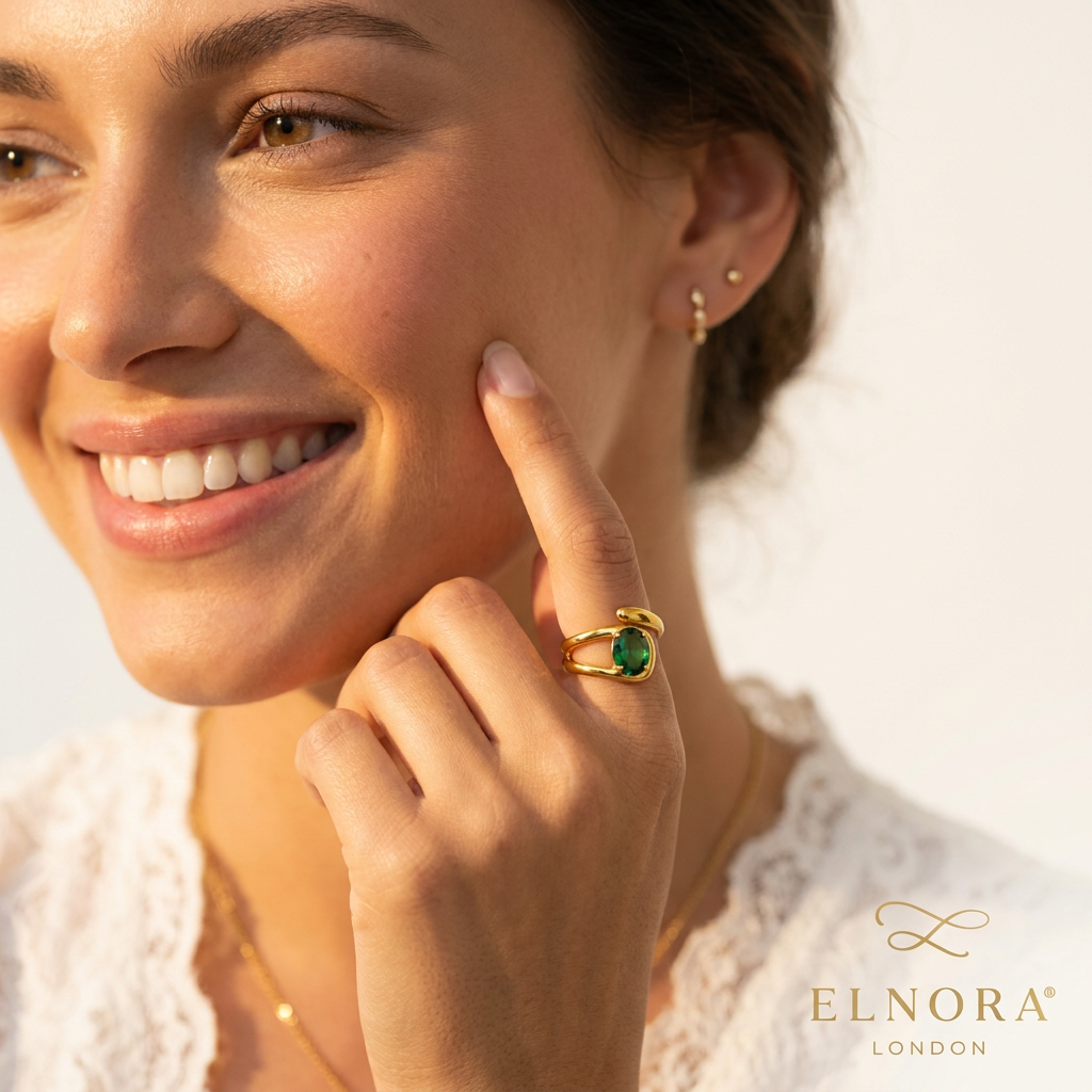 Victoria Emerald Ring