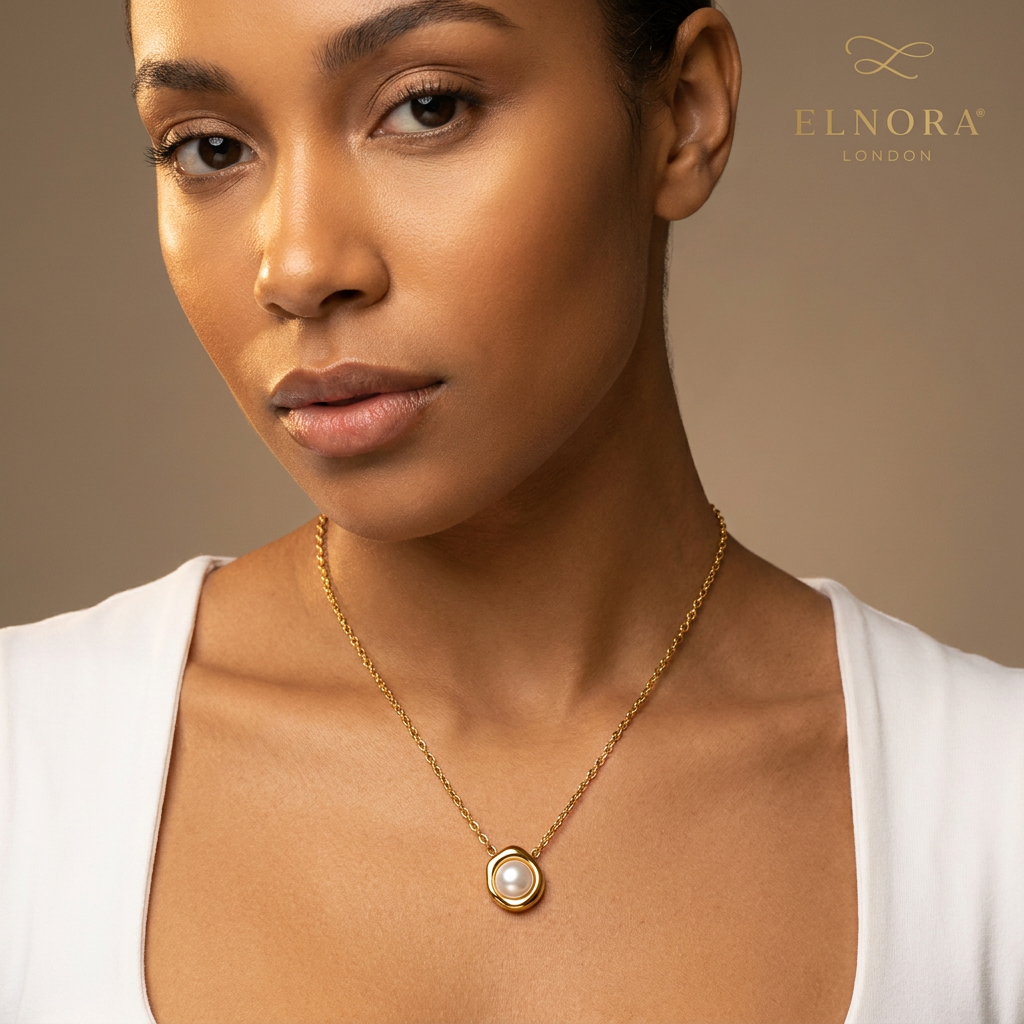 Halo Pearl Necklace