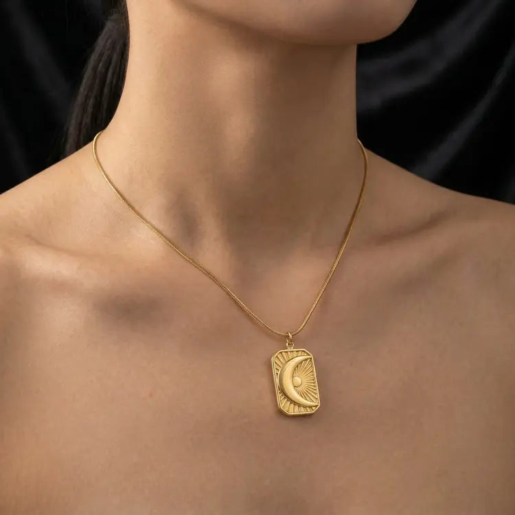 Moonbeam Elegance Chain