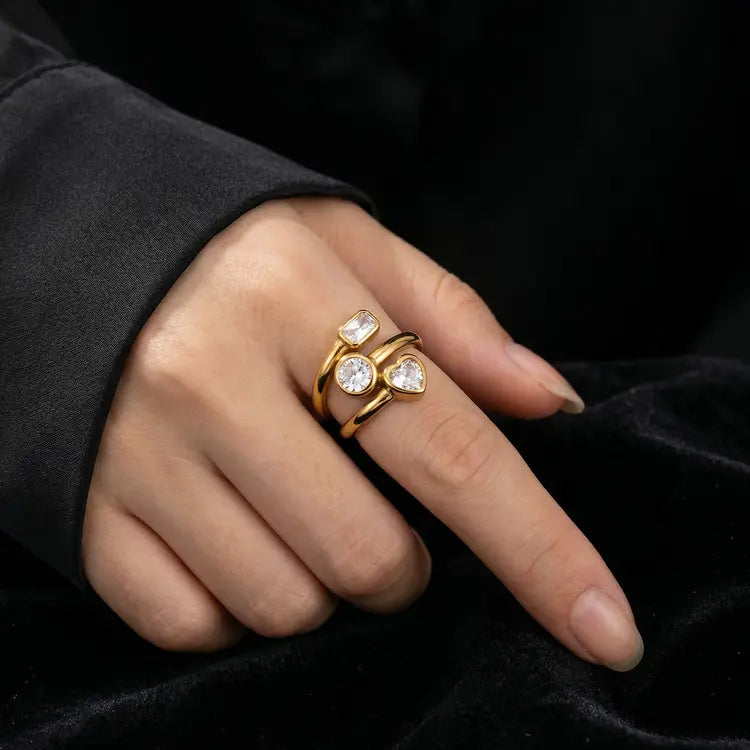 Vivienne Trio Ring