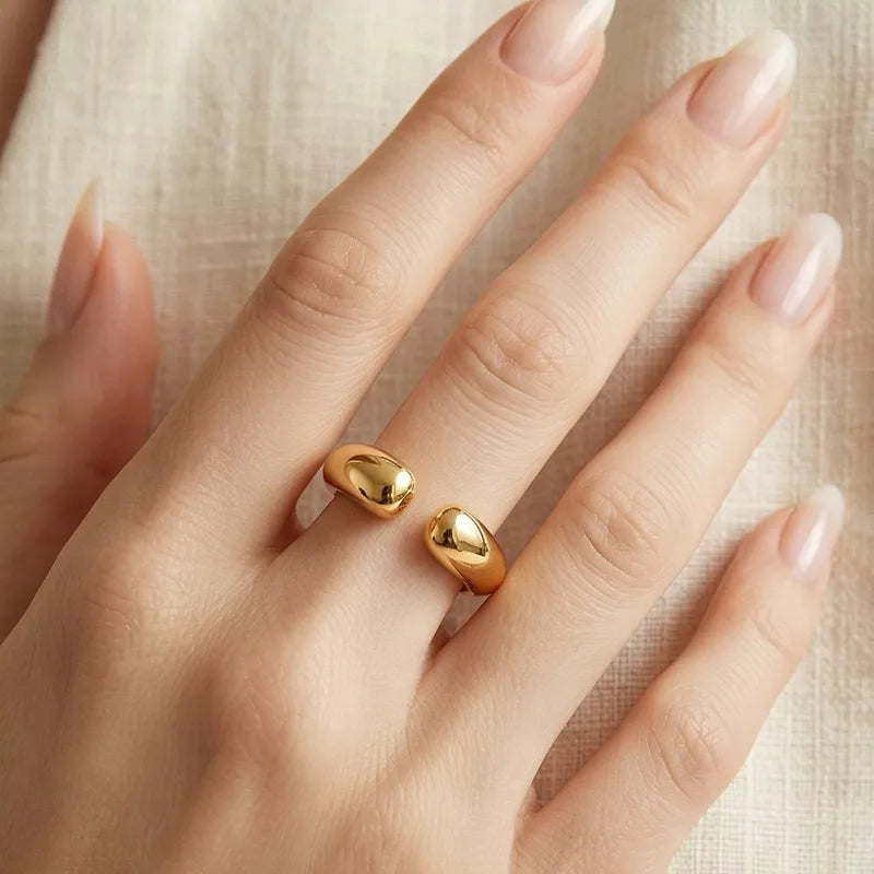 Amelia Twist Ring